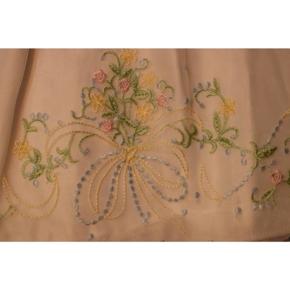 Cinderella Special Occasion Dress Size 18mo in White w/‎ Floral Embroidery - Picture 6 of 8